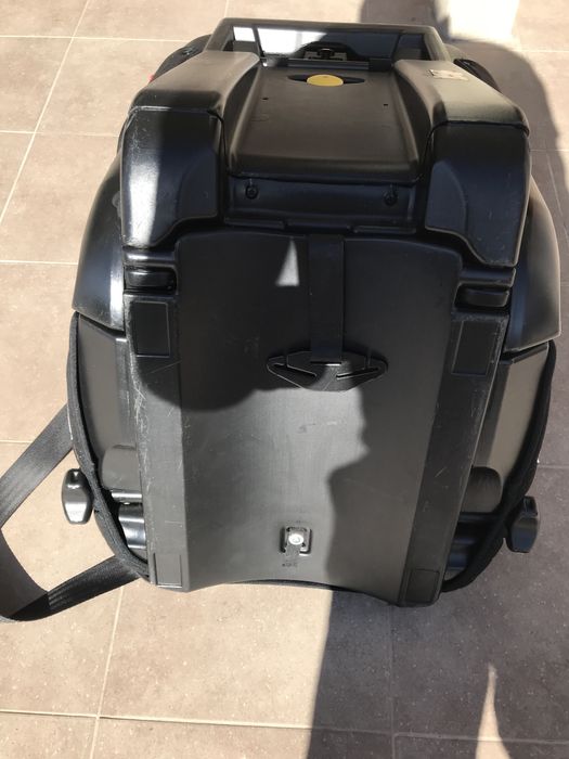 Cadeirinha de bebe para automovel  RECARO