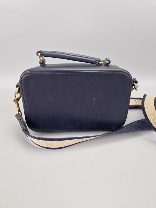 Torebka TOMMY Hilfiger Iconic