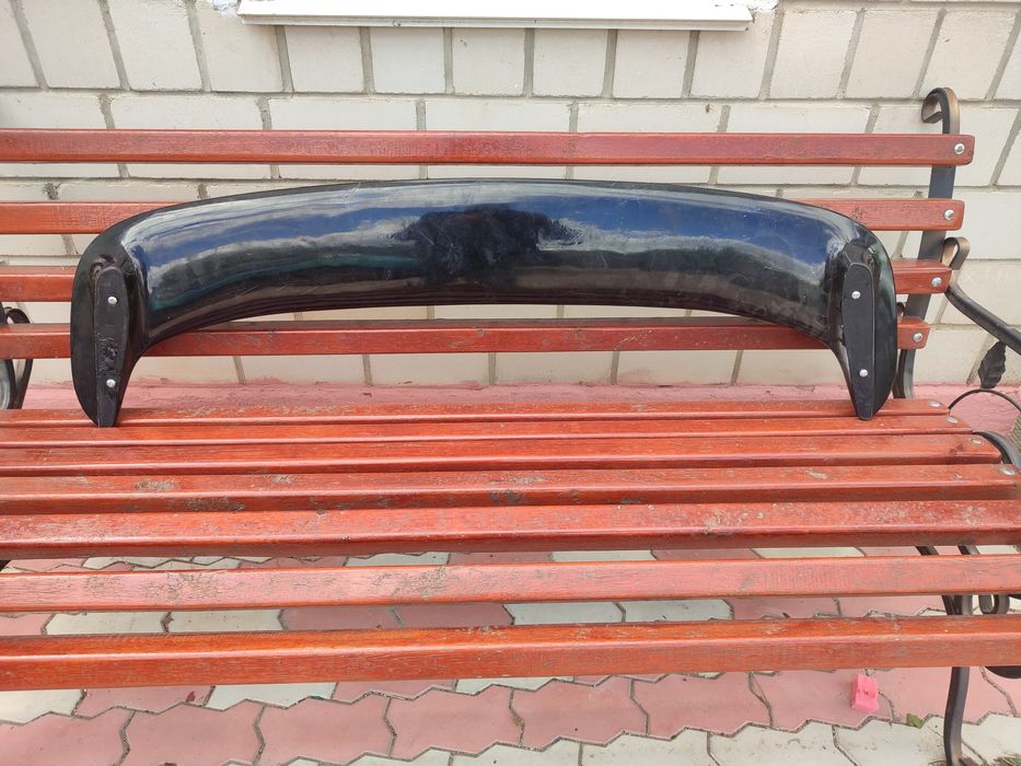 Куліса  mazda 323F Ba мазда 323ф Ва
