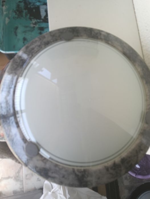 Luz exterior  cor mármore