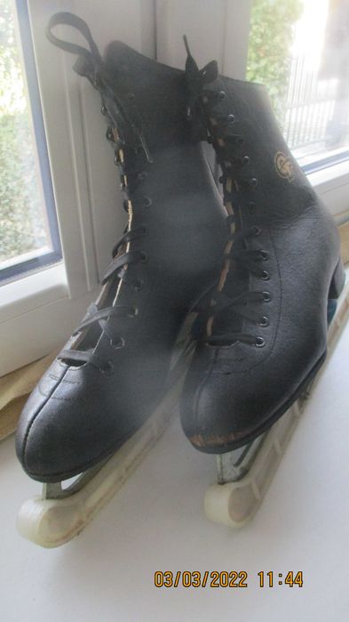 łyżwy figurowe, figurówki,skórzane,retro