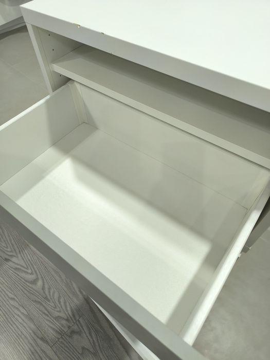Módulo Besta IKEA (2 unidades/ 30 euros cada)