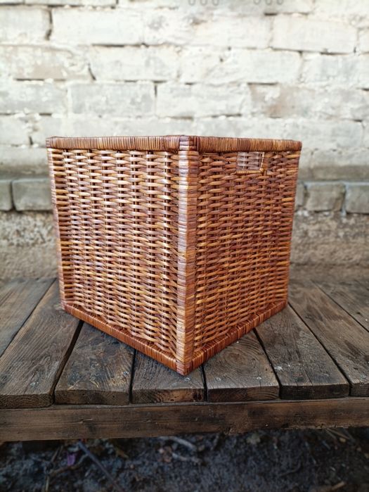 Короб плетений з лози