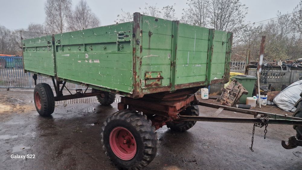 Przyczepa rolnicza sztywna