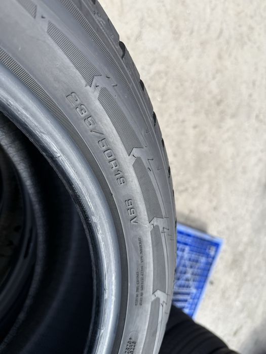 235/50 r19 Goodyear UltraGrip Резина зимняя