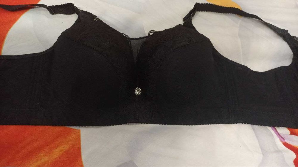 Ліф ліфчик бюстик бюстгалтер бюстьє бюст бра бралет