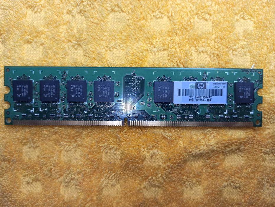 Оперативна пам'ять 1 ГБ DDR2 для комп'ютера, 4 шт.