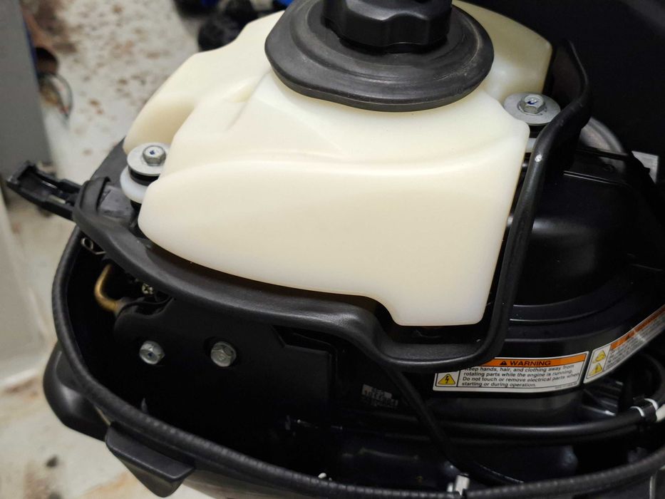 Yamaha 2.5  4t 2019r rumpel -manetka