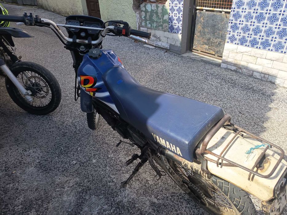 Mota DT lcd Yamaha