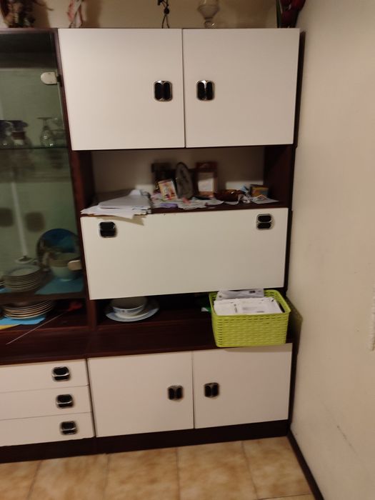 Vendo armários de sala