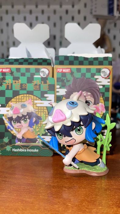 Фігурки Pop Mart Demon Slayer запаковані в пакетиках з коробкою