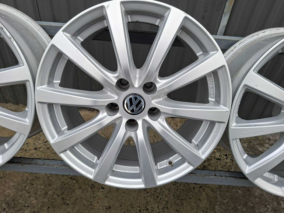 Диски 5/112 R17 7,5J ET27 Фольцваген .