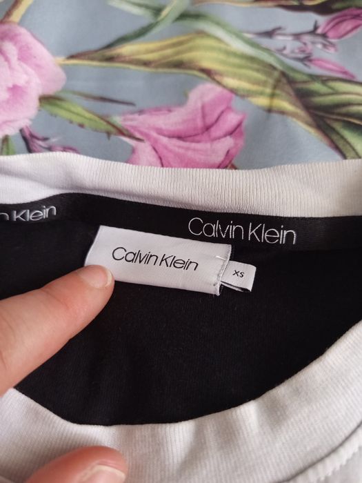 Oryginalny t-shirt damski Calvin klein uni