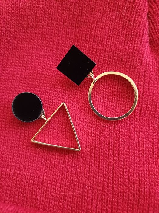 Kolczyki wkręty geometryczne