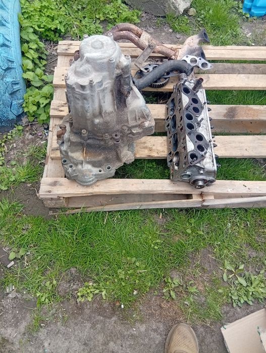 Продам головку та коробку на таврію