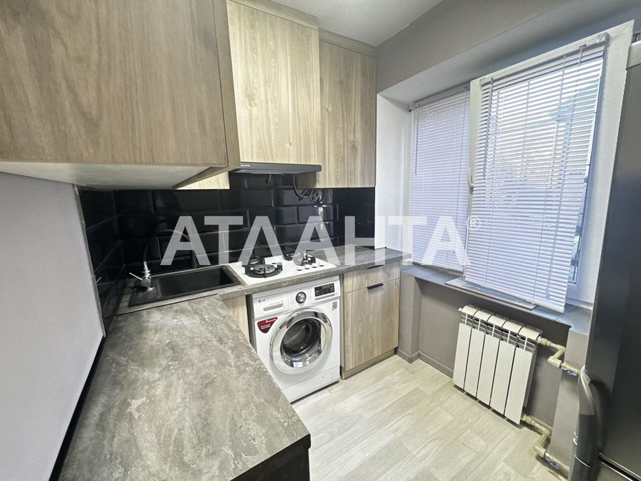 Оренда 2-х кім.кв. по вул. Медової Печери