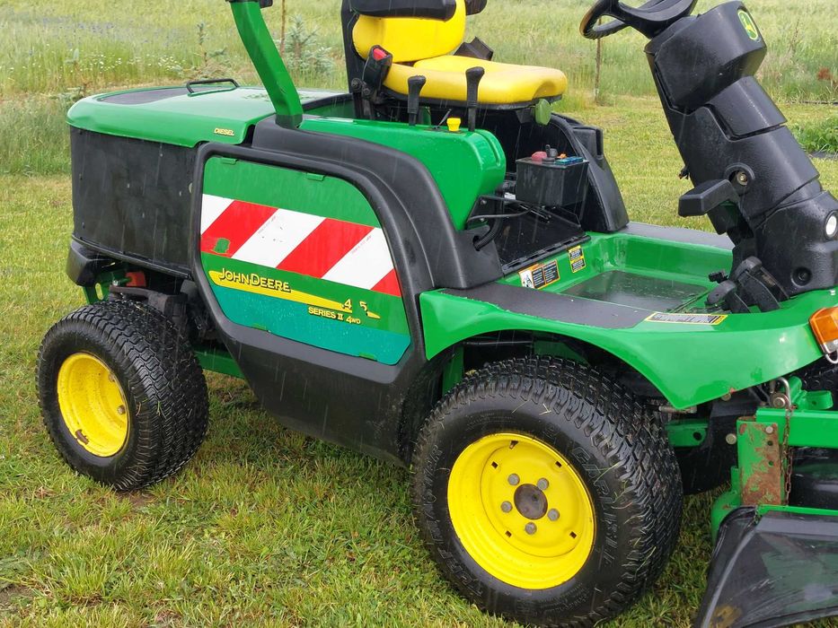 Kosiarka John Deere 1445 Series II 4WD