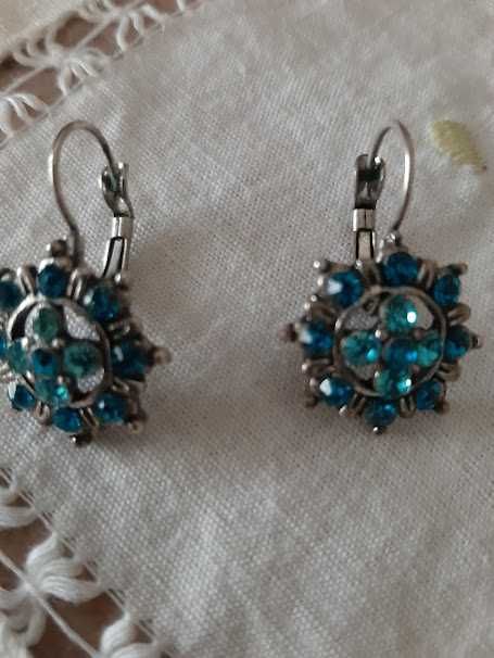 Brincos azul turquesa