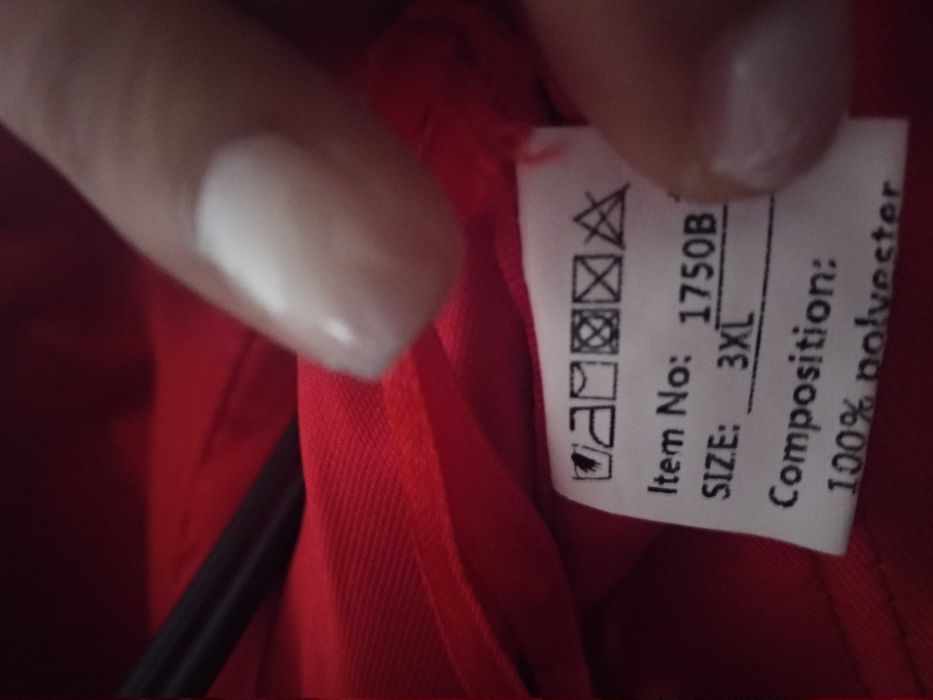 Vestido vermelho de princesa