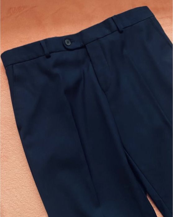 Класичний костюм