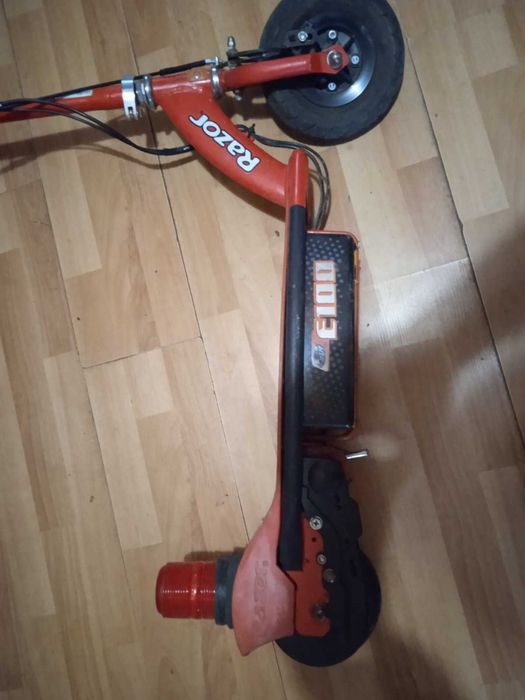Продам електросамокат