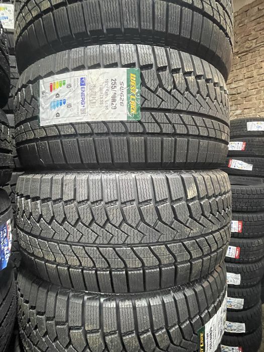 255/40 R20 101H XL WestLake SW628 шини