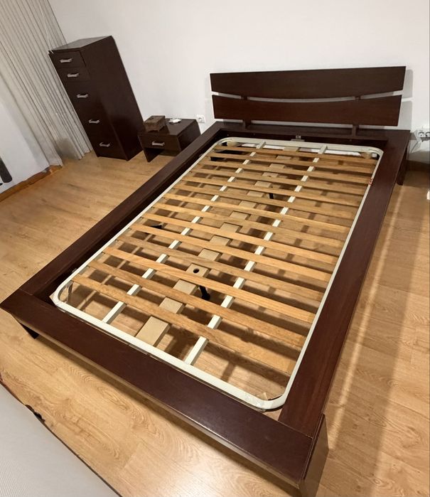 Vendo Cama Casal