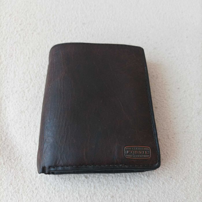 Skórzany portfel męski Fossil genuine classic
