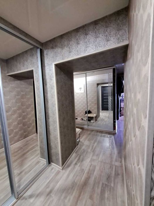 Продам 3-к квартиру в кирпичной высотке на Савкина, Красный Камень