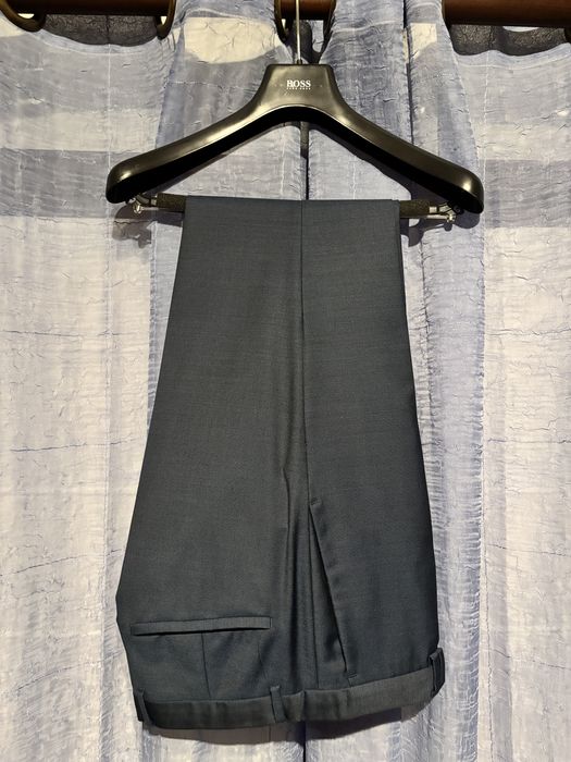 Fato BOSS tamanho 36