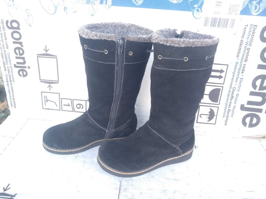 Чоботи замшеві утеплені на хутрі р.40