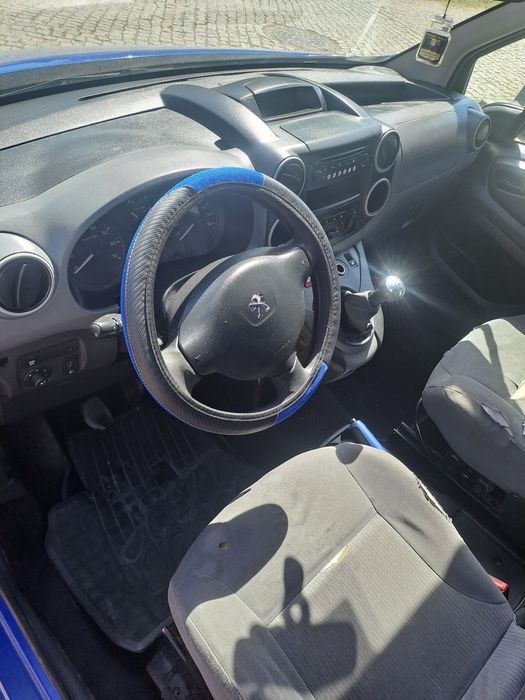 Peugeot Partner B9 2013