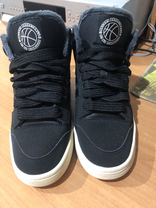 Хайтопи,високі кросівки,утеплені . 36(22,5)