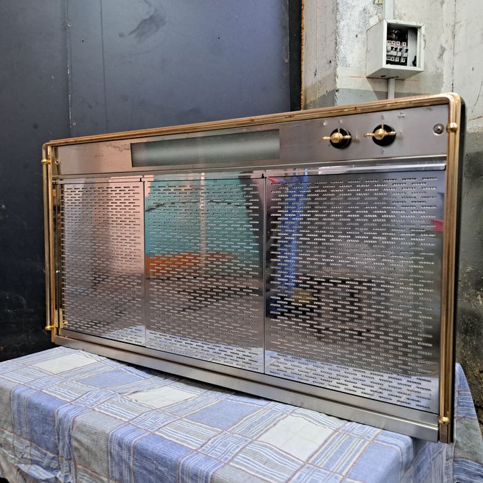 Продам вытяжку SMEG