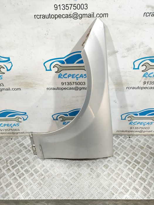 Guarda Lamas Frente Esquerdo Mercedes W204 Class C W204 - Original -