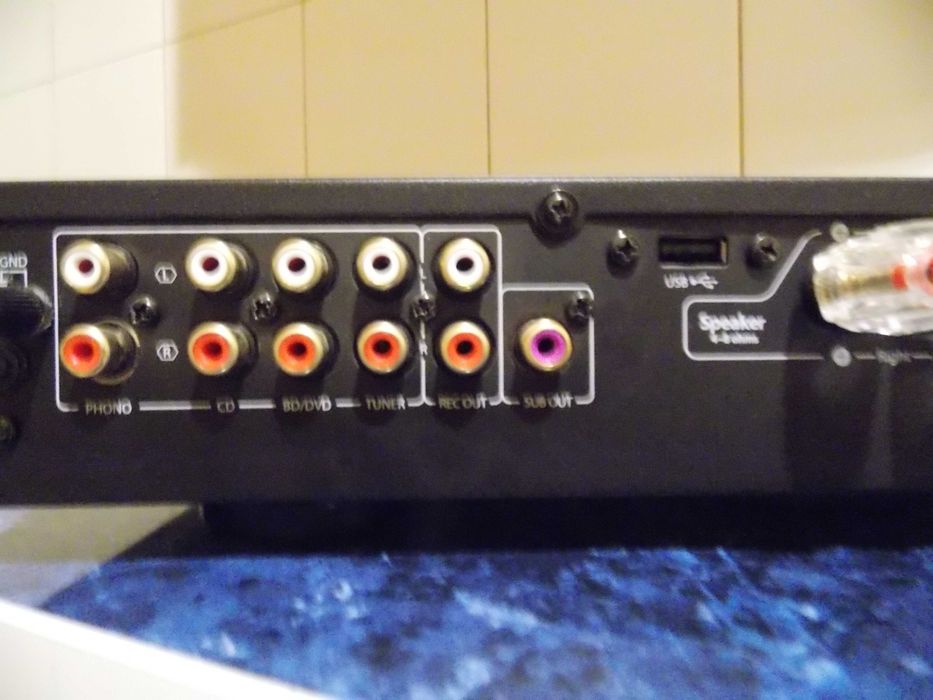 Odtwarzacz multimedialny amplifer Kruger Matz