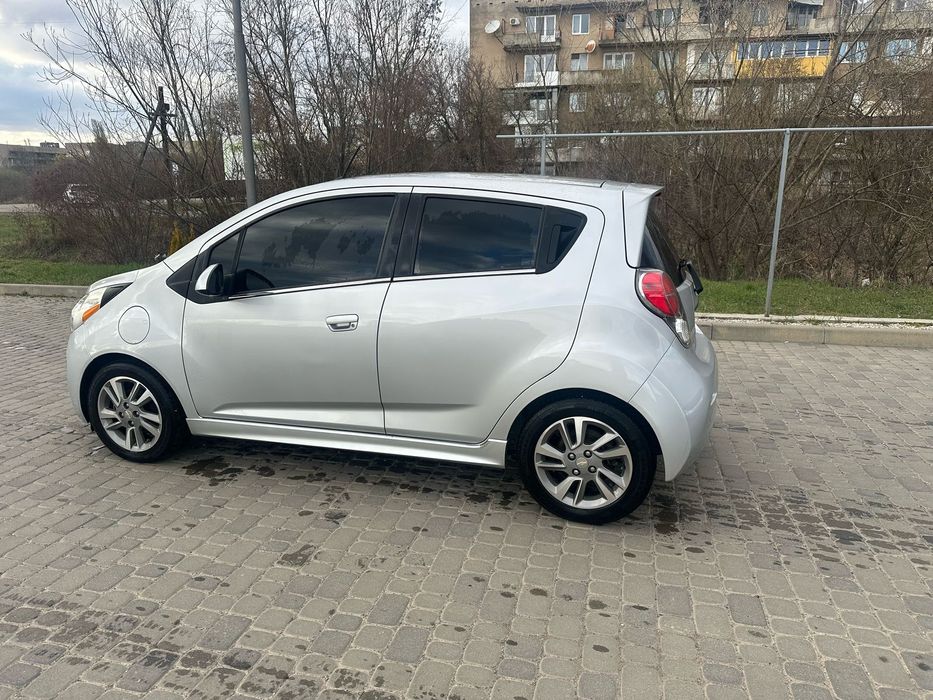 Шевролет спарк ев Chevrolet spark ev