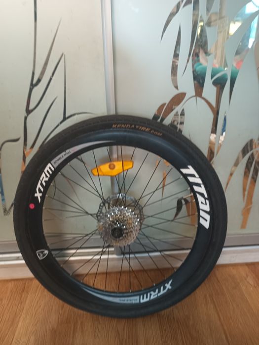 Колеса, 2 штуки в наборі.