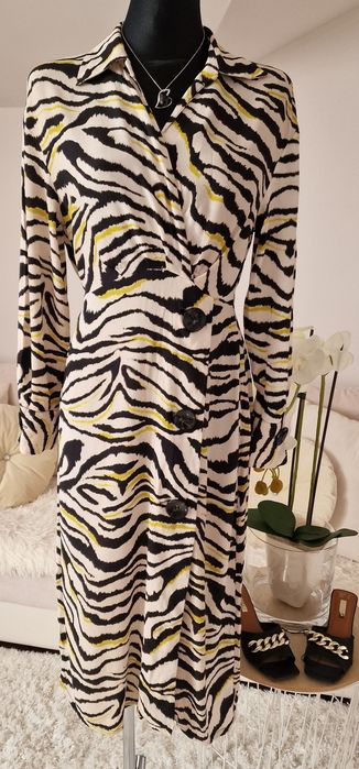 Sukienka midi,¹00 % visoza " Zara".