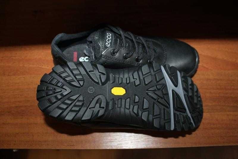 Шкіряні напівчеревики Ecco Professional Vibram 37 розмір