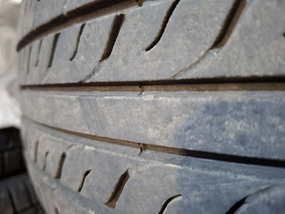 215/65R16 Triangle