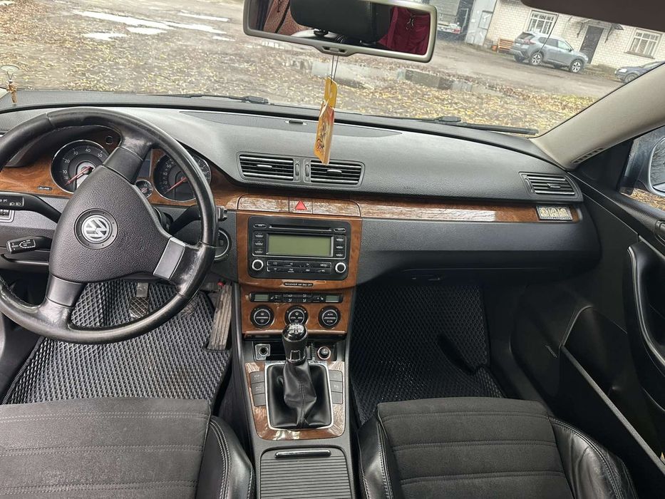 Volkswagen Passat B6