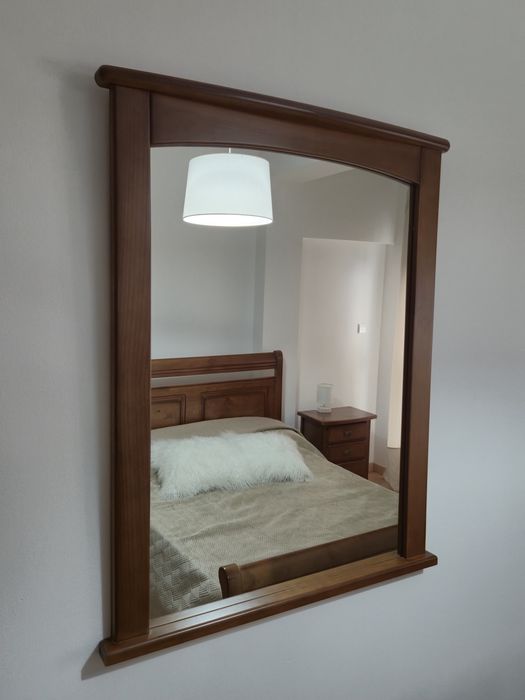 Quarto completo em madeira cerejeira