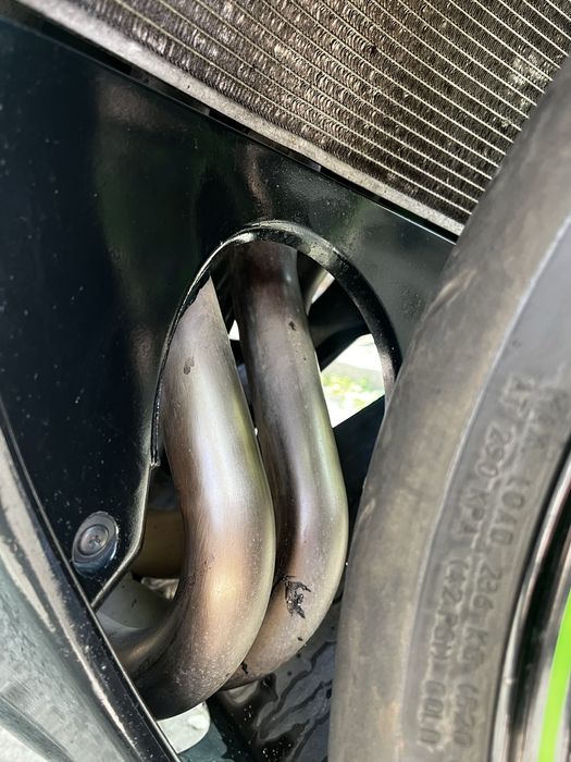 Kawasaki ninja zx6r ( Не Xonda , Suzuki , Yamaha )