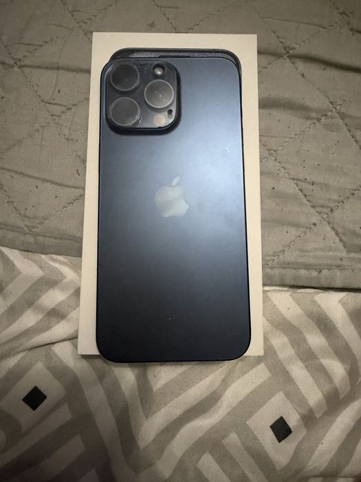 Sprzedam iphone 15 pro max 256Gb