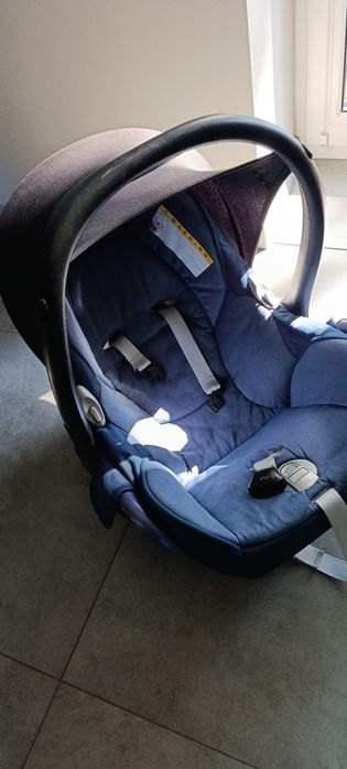 Fotelik z bazą maxi Cosi familyfix 0-13 kg