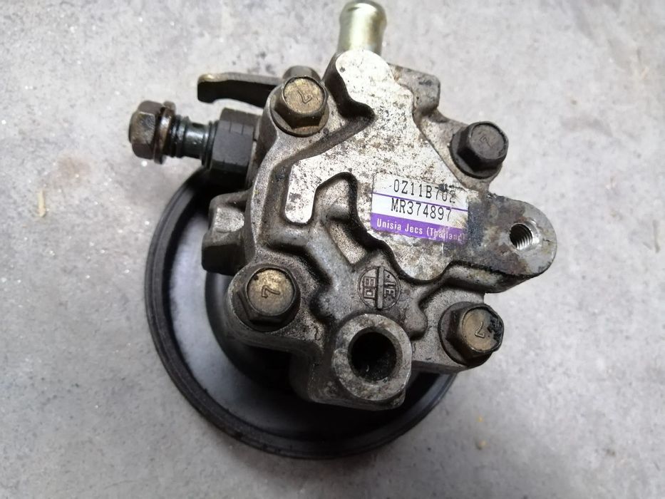 Bomba de direção assistida Mitsubishi L200 K64 K74