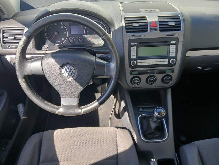 VW Golf  1.9TDI (Nacional)