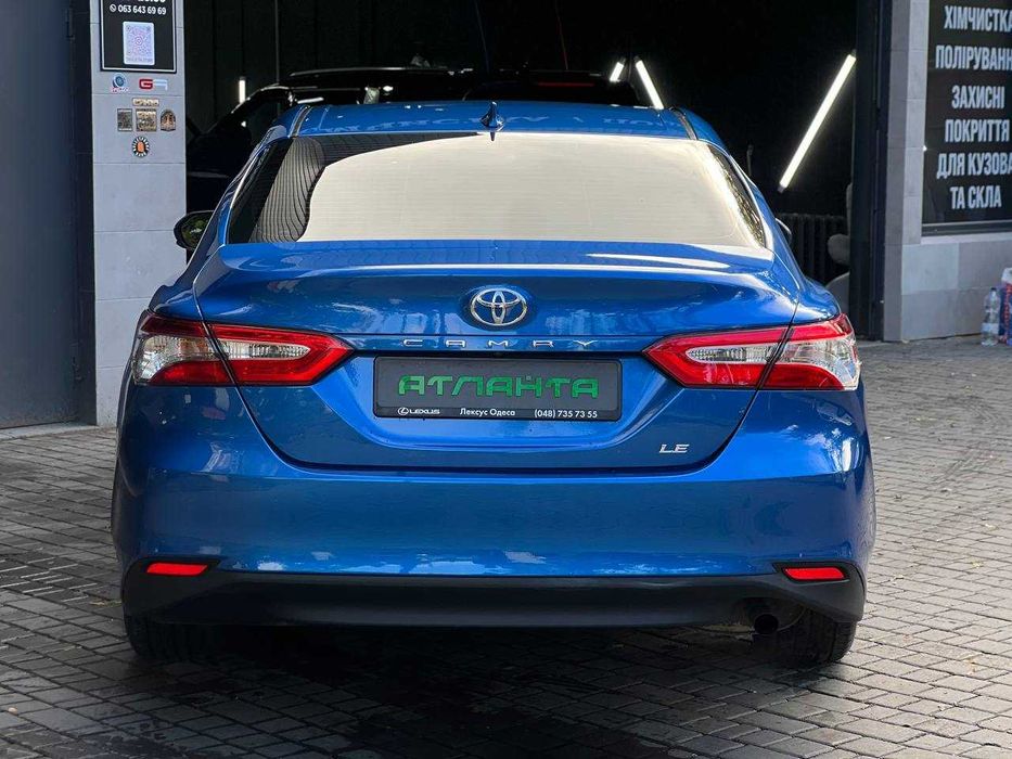 Toyota Camry 2019