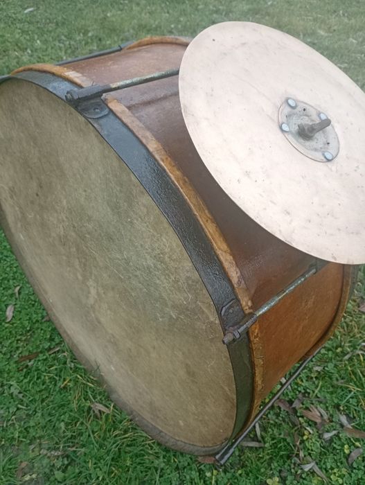 Бубин з тарілкою 2000грн.